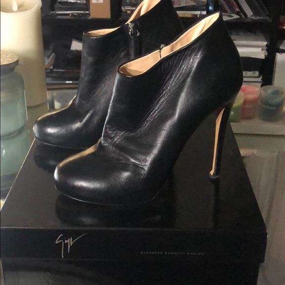 Giuseppe Zanotti Booties - Picture 2 of 7